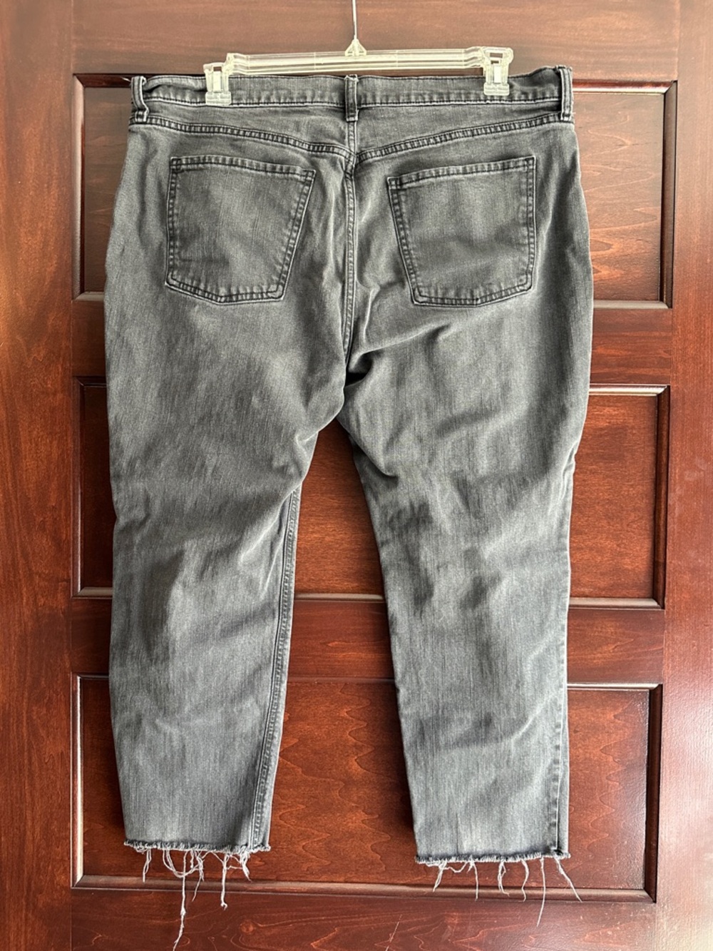 Old Navy Women’s Gray Distressed Boyfriend Jeans - Picture 2 of 4